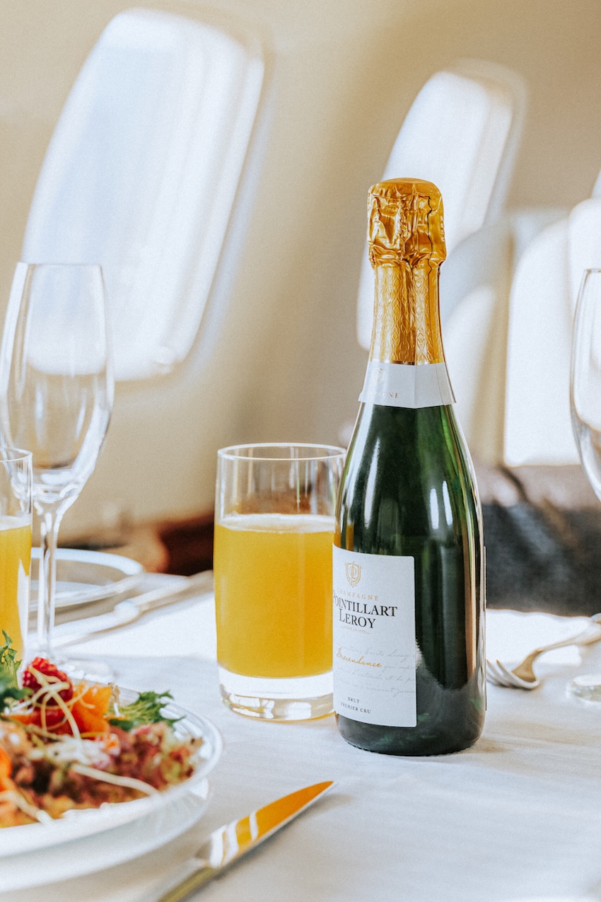 Champagner an Bord